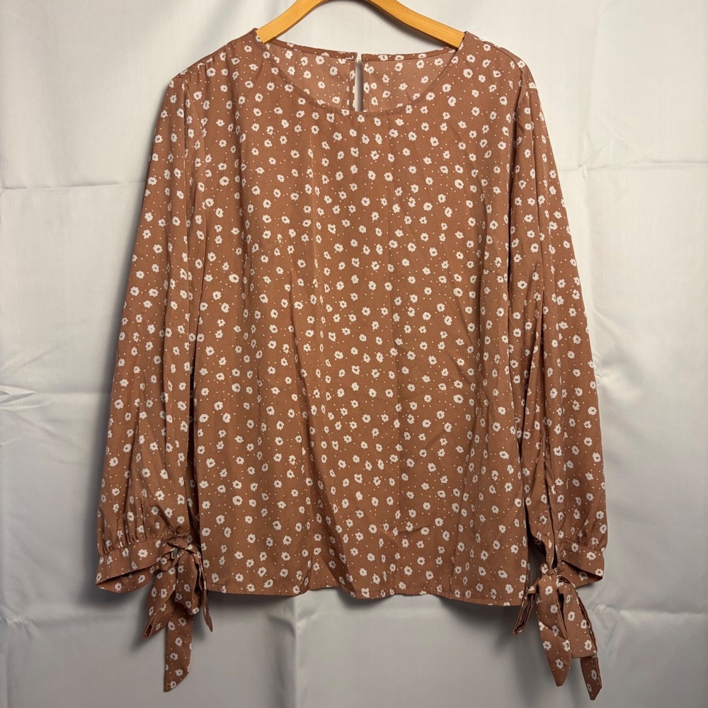 SHEIN Womens XL Floral Long Sleeve Blouse Tan Daisy Print Tie Cuff Top